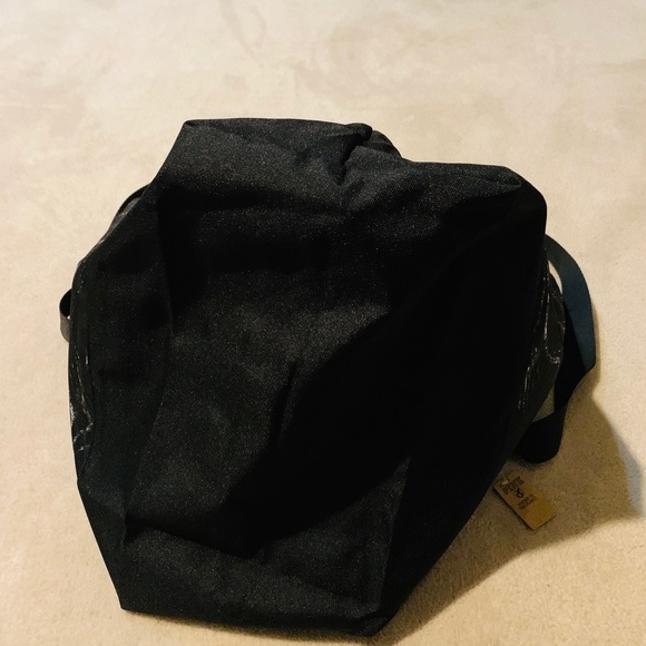 Nwt VICTORIA'S SECRET Weekender Tote - Picture 7 of 9